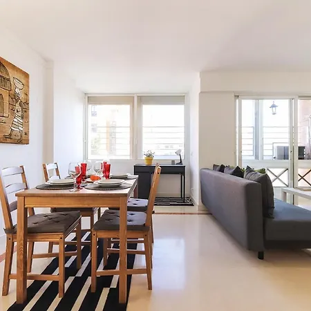 Flower 360º - Your Lovely Flat With Pool And Parking Appartement Lisboa