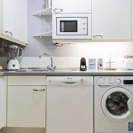 Flower 360º - Your Lovely Flat With Pool And Parking * Lissabon